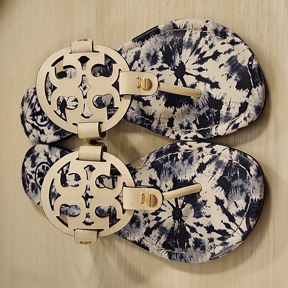●RARE●Like NEW● Tory Burch Tie Dye Miller in Ivory(White) - Picture 13 of 13